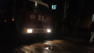 20 человек эвакуировались из загоревшегося в Вологодской области бизнес-центра