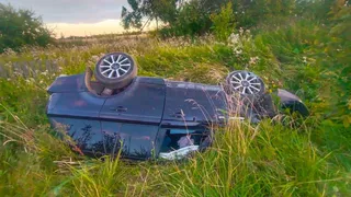 В Вологодской области пьяный водитель «Ленд Ровера» устроил аварию с пострадавшим