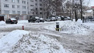 Администрация Вологды демонтирует незаконный шлагбаум