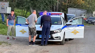 В ГАИ разъяснили – что делать водителям, если уже пересекли стоп-линию и загорелся красный: как правильно по ПДД