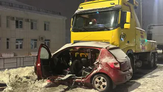 Мать и дочь погибли в ДТП с грузовиком в Вологде