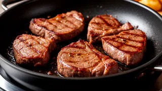 Почему нельзя солить мясо - запомните это правило раз и навсегда