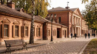 Почему же стоит свернуть с трассы: семь забытых малых городов России, в которых оживает история