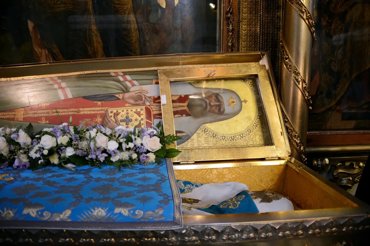 В Вологду доставят ковчег с мощами святителя Тихона