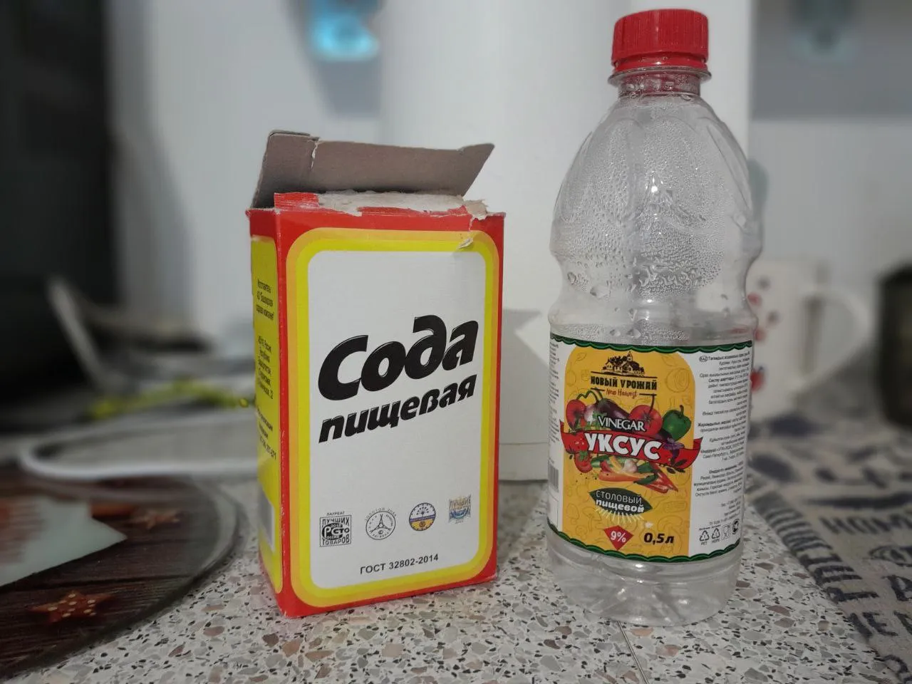 Ушлые дачники весной скупают соду пачками — это обязательно: от вредителей и для урожая