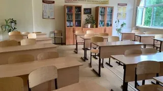 Подрядчик оштрафован на полмиллиона рублей за срыв сроков ремонта школы в Вологодской области