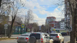Житель Череповца прокатился на такси, потеряв двести тысяч рублей