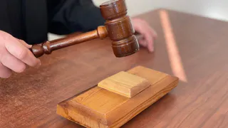 В Вологодской области рецидивист получил почти 6 лет колонии особого режима и лишился иномарки за похищение экс-сожительницы