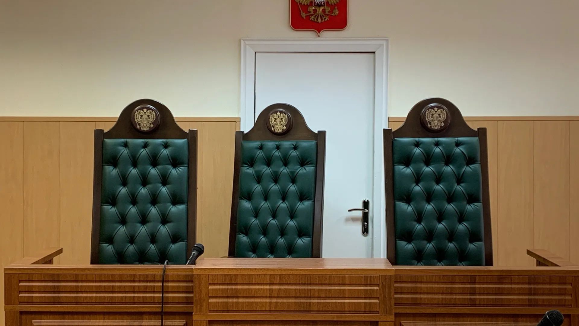Жителя Вологодской области обманули на крупную сумму при покупке машины в автосалоне Москвы