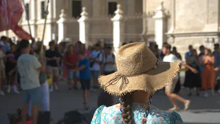 8 отвратительных привычек иностранцев, которые никогда не приживутся в России