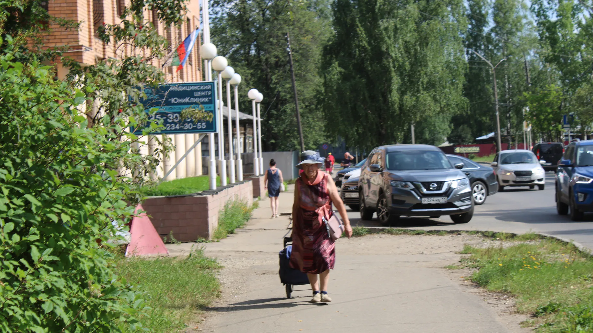 Указ утвержден. Пожилые, у которых пенсия меньше 32 577 рублей, получат приятную денежную выплату