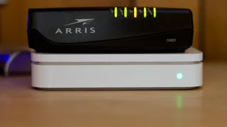 Нажимаю эту кнопку на роутере, и Wi-Fi работает молниеносно: проверните в октябре