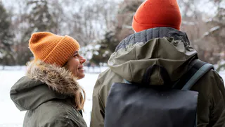 Почему финны и немцы даже в самый сильный мороз с удовольствием идут на работу, а дети в школу: хитрость, забытая в России