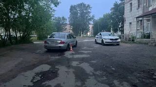 В Вологодской области водитель иномарки переехал лежавшего на проезжей части мужчину