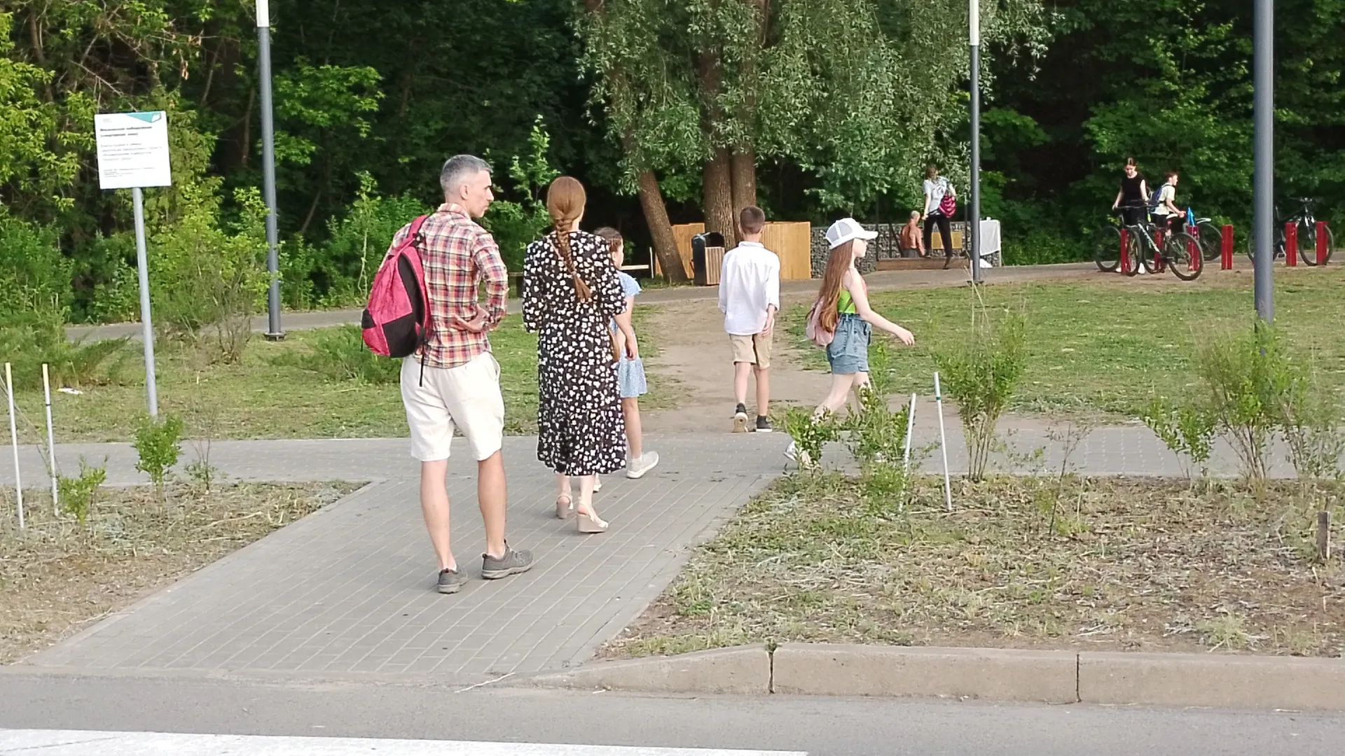 К сентябрю в Вологодской области преобразовали дворы и общественные территории