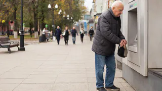 Повышение пенсий на 8,8%: всем россиянам объявили об увеличении размера выплат.
