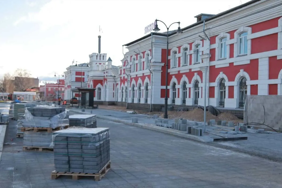 Губернатор Вологодской области оценил ход благоустройства площади Бабушкина