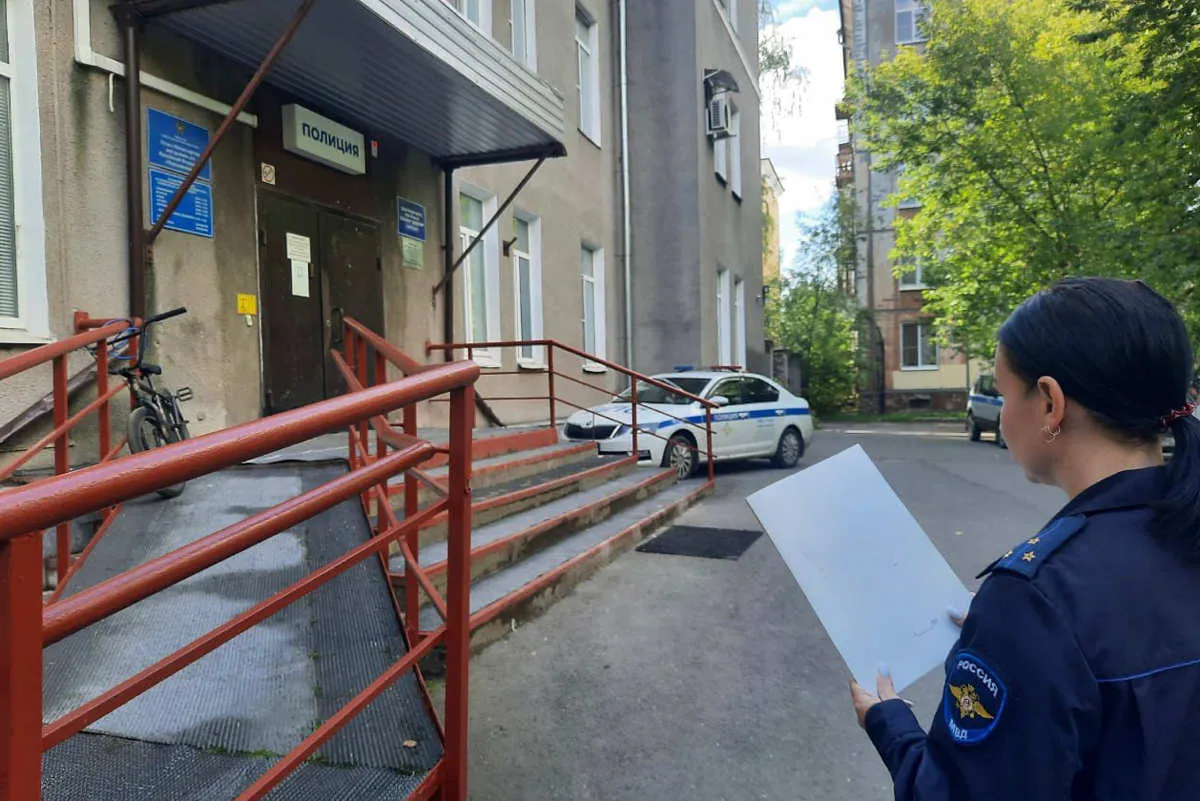 Полицейские задержали взломщика, спалившего баню дачницы в Вологодской области