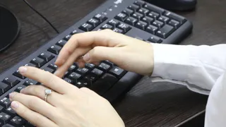 Вологжанке вернули ошибочный платеж благодаря приложению «Госуслуги. Решаем вместе»