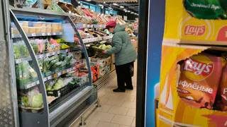 Где выгодно закупить куриные окорочка: обзор цен и качества в «Чижике» и альтернативных сетях