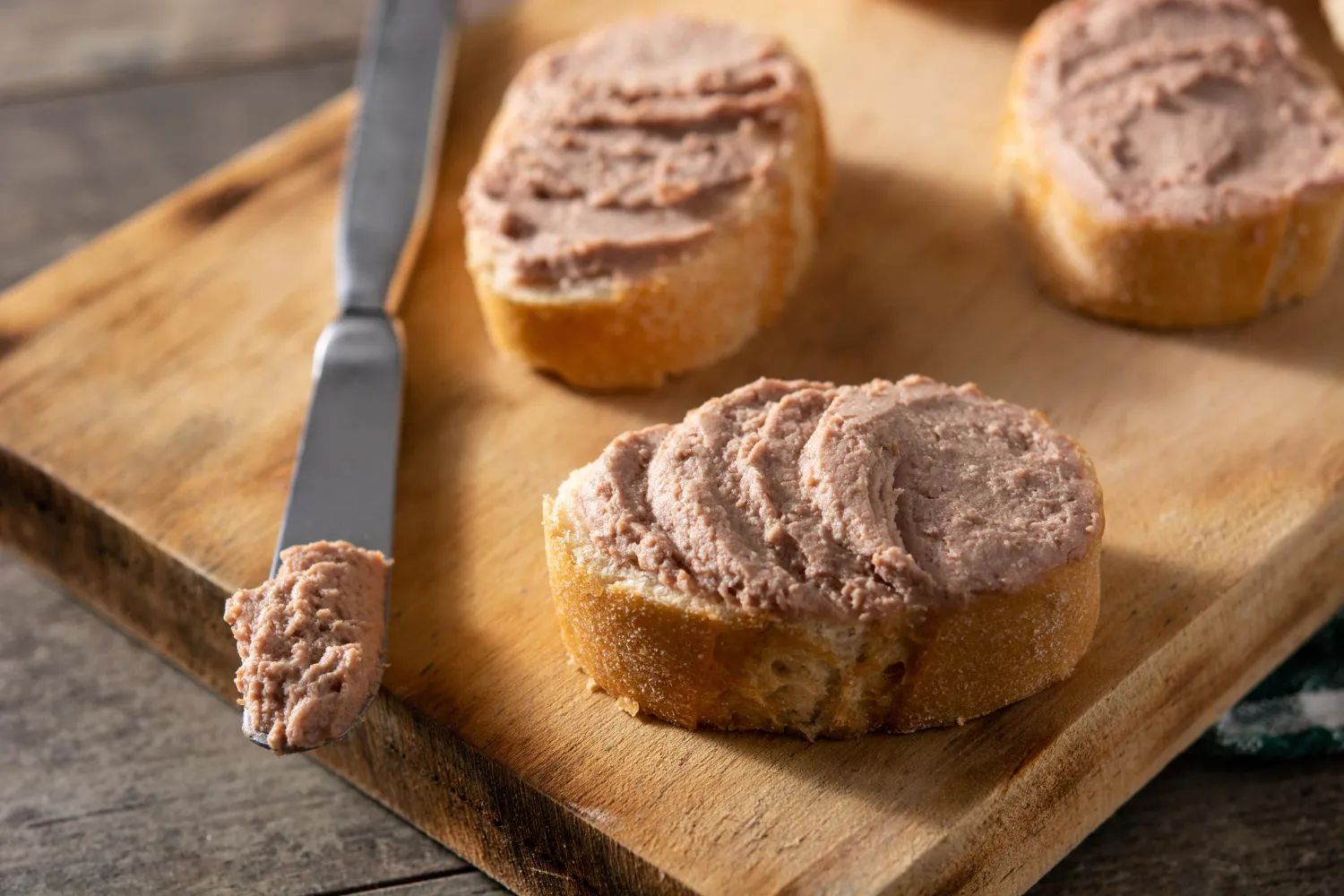 2 продукта через блендер – на выходе вкуснейшая "Португальская" намазка: готовится быстрее, чем чайник закипит
