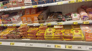 Роскачество проверило сосиски и сардельки: результаты исследования