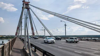 В Череповце закрывают часть полосы Октябрьского моста