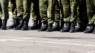 В Череповце ученики 22-х школ показали навыки строевой подготовки