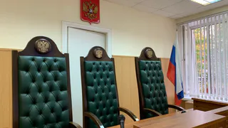 Экс-сотрудника колонии в Вологодской области осудили за коррупционные преступления