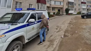 В Вологодской области сотрудники полиции задержали подозреваемого в хранении наркотиков