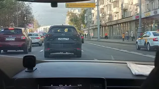 Конституционный суд поставил точку: что делать, если начал обгон на прерывистой, а завершить до сплошной не успеваешь?