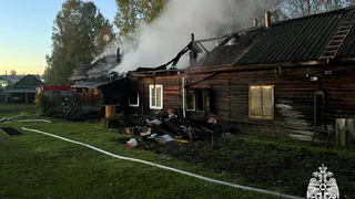 Пожилой вологжанин чудом спасся из огня, уничтожившего его дом