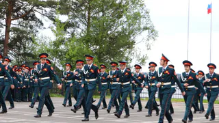 Школьники-кадеты Вологодской области готовятся стать будущими государственными служащими