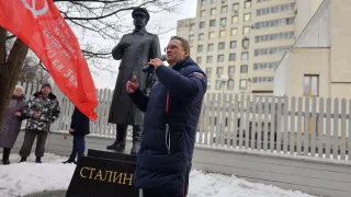 В Вологде появился памятник Сталину