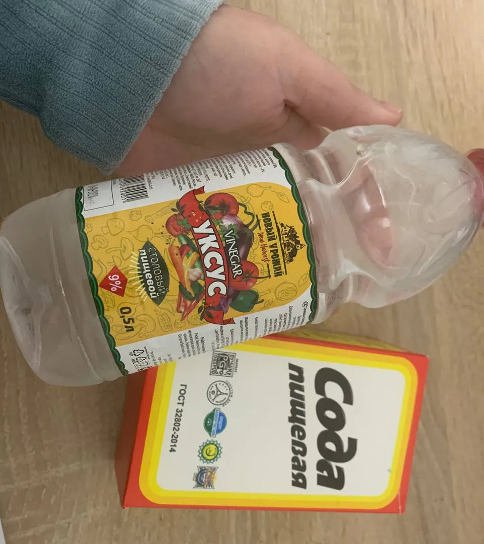 Смешайте соду, уксус и йод: хозяйки ликуют из-за этого чудо-раствора — теперь пользуются всегда