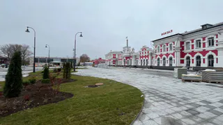 В Вологде завершают работы на площади, на бульваре и в парке 