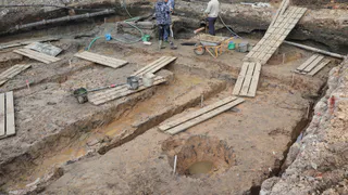 Вологодские археологи нашли золото у Владимирских церквей
