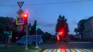 Верховный Суд постановил: нужно ли ждать, пока пешеход перейдет дорогу полностью, или можно ехать сразу