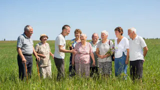 Пенсионеров перерасчитают в мае — кому повысят пенсию и как же изменится график выплат.