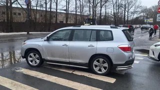 В Вологде водитель Toyota сбил ребенка на пешеходном переходе