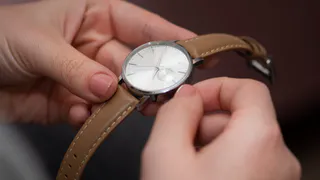 Губернаторские часы: предпринимателя занесли в черный список за невыполнение заказа