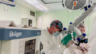 Вологодские врачи вернули надежду: молодому онкобольному провели органосохраняющую операцию
