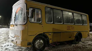 Занос школьного автобуса в Вологодской области обошелся без серьезных последствий
