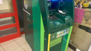 С 1 июля переводы с карты на карту — под налог: кого начнут «трясти»