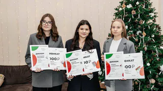 Три вологжанки получили премии за креатив в борьбе с курением