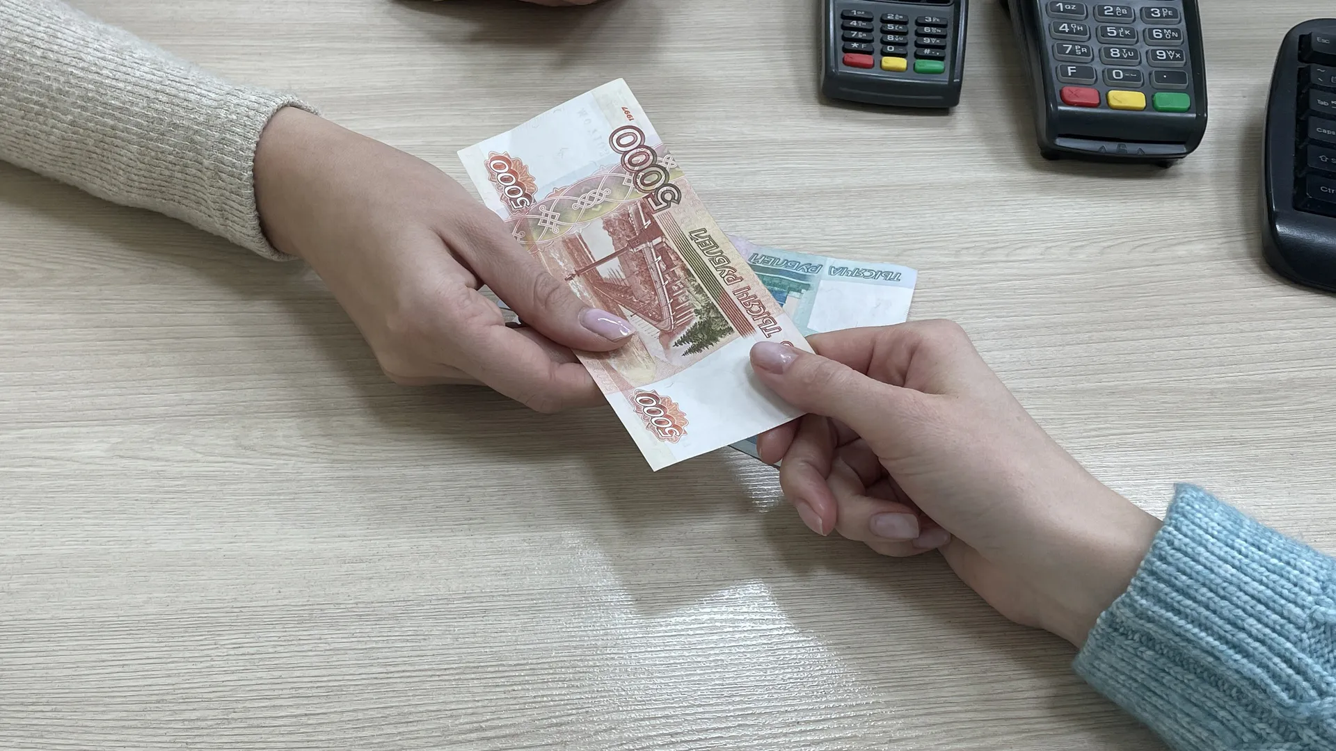 Купюры больше не будут принимать в магазинах уже с 1 марта - неприятный сюрприз для всех россиян