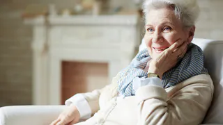 Отныне полностью запрещено. Пенсионеров, доживших до 70 лет, ждут ограничения с понедельника