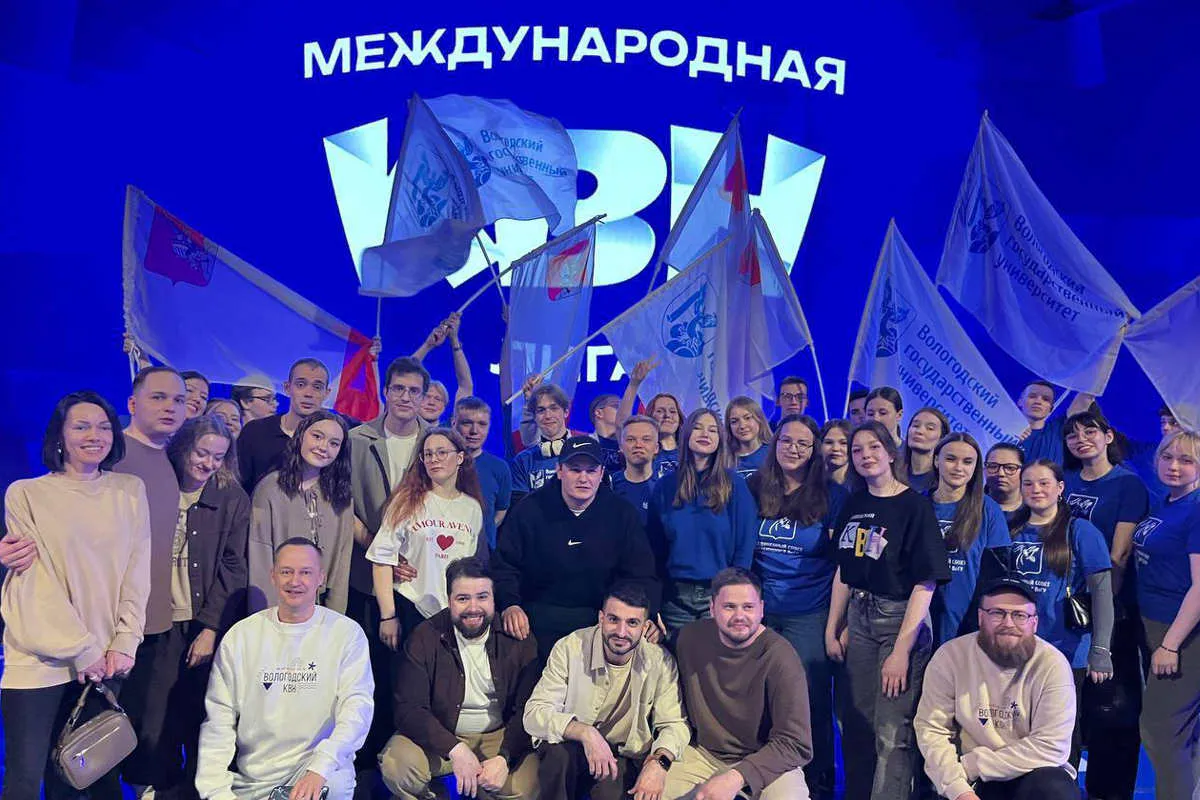 Вологодская команда КВН "35 Элемент" пробилась в полуфинал Международной лиги в Минске
