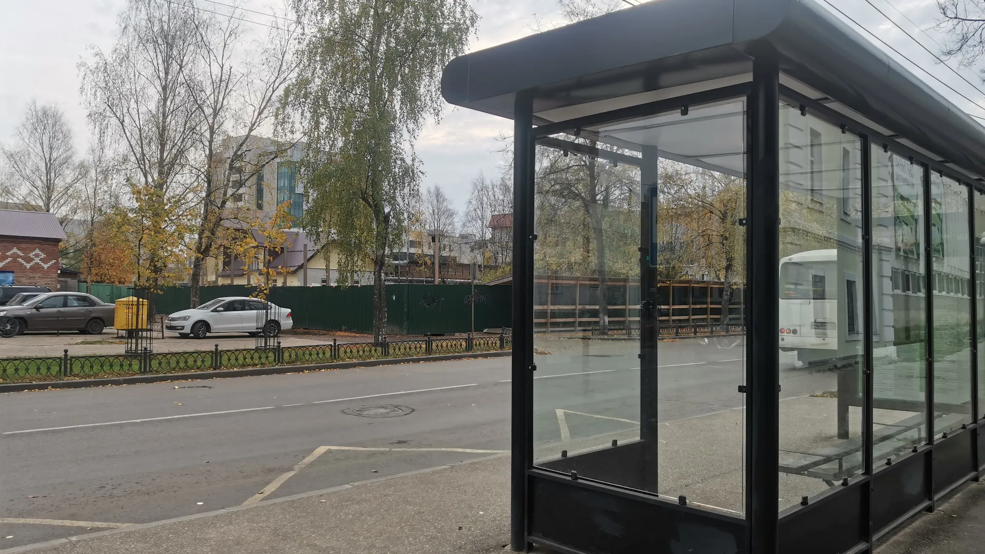 Новые остановочные комплексы преобразили трассу в Вологодской области
