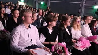 Вологодчина поощряет юных талантов: стартовали выплаты премий победителям олимпиад